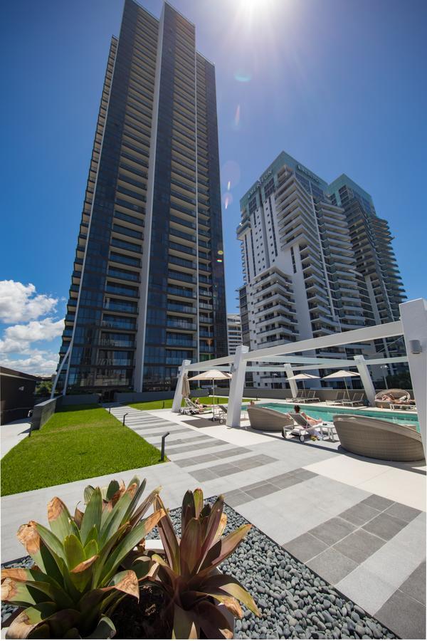 Dayday Premier Apartments At 2663 Gold Coast Hwy, Broadbeach 外观 照片