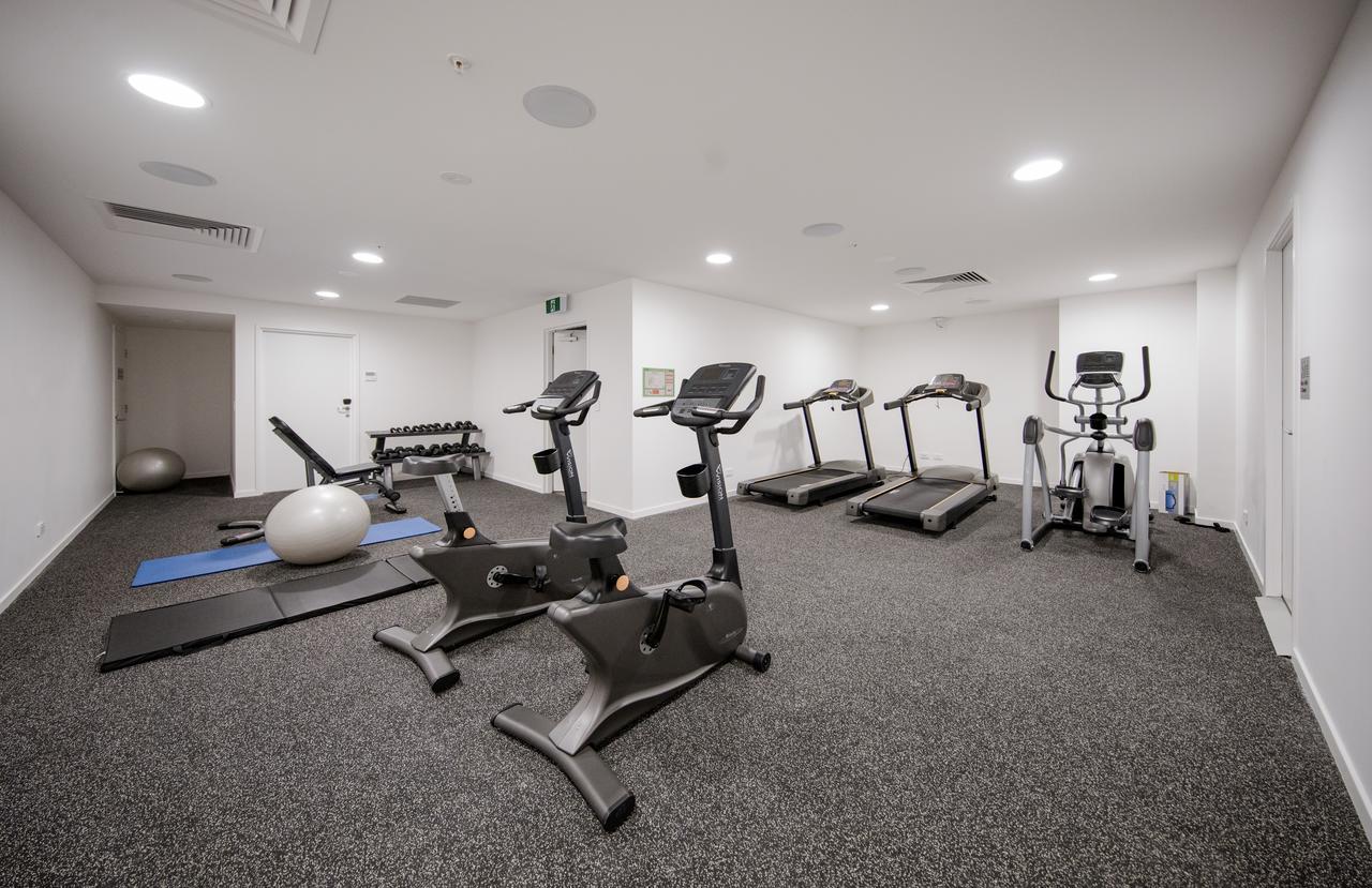 Dayday Premier Apartments At 2663 Gold Coast Hwy, Broadbeach 外观 照片